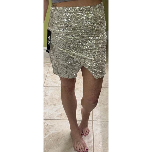 Jump Apparel short sparkly gold sequin mini skirt $54 Small festival country NWT - Picture 3 of 8